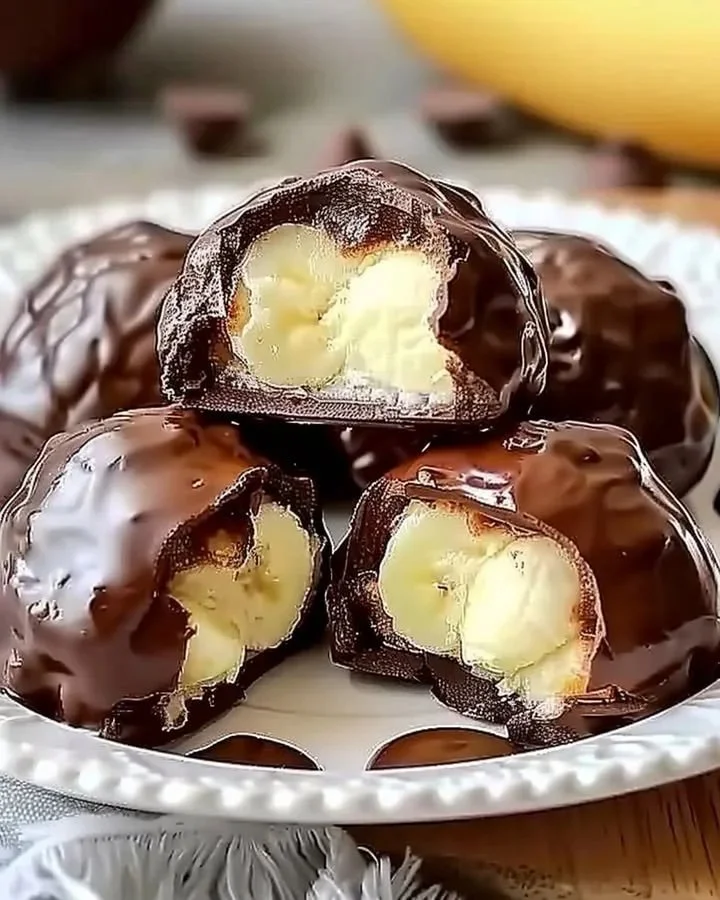 Delicious Banana Pudding Chocolate Puffs dessert